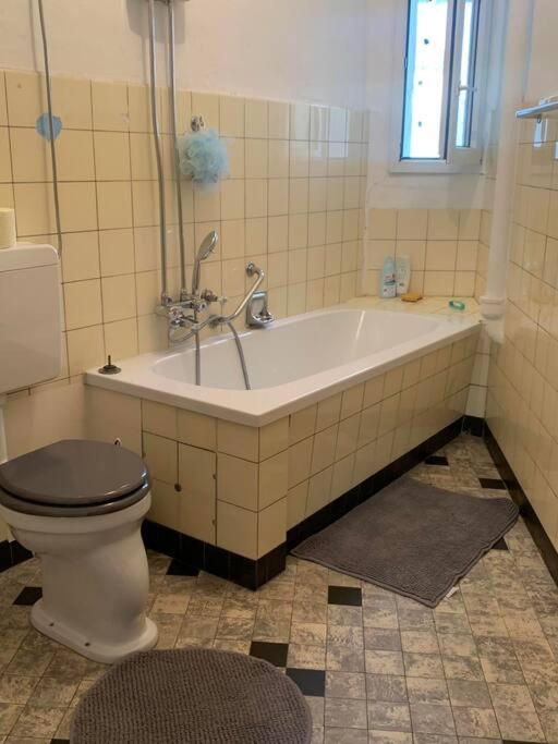 Apartments - 3 Rooms, 3-5 Person Есен Екстериор снимка